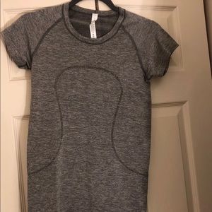 Lululemon swiftly tech t shirt *sparkle